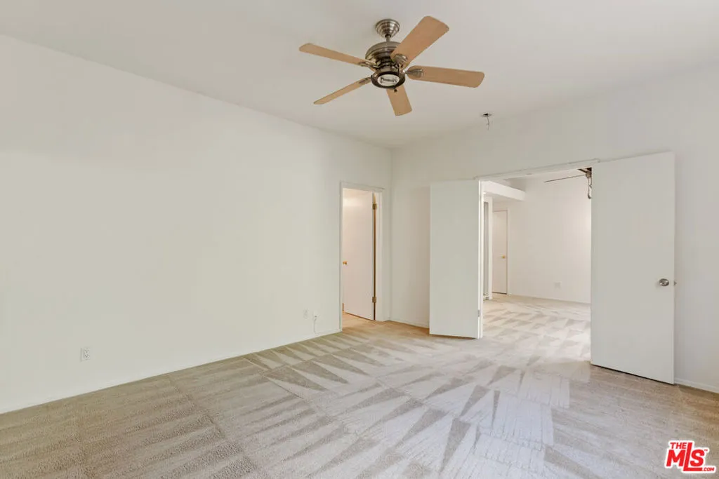 3029 Trudi Lane, Burbank, California 91504 home-pic-22